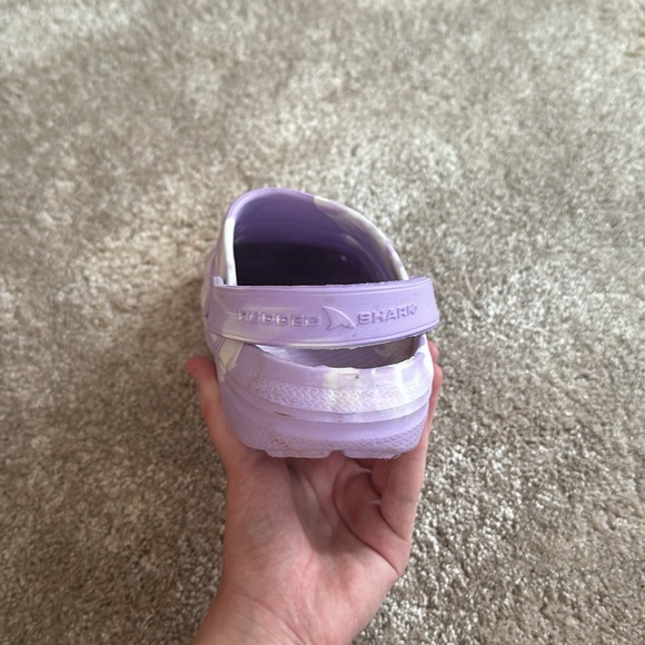 rugged sharks, purple kids clogs - Picture 4 of 4